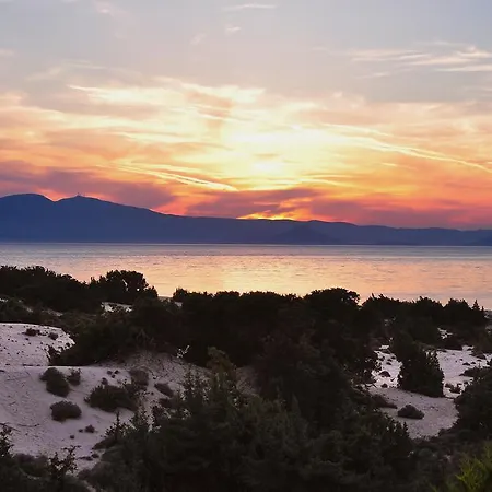 Alyko Aliko Beach