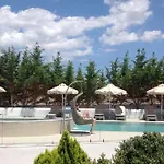 Alyko Aliko Beach