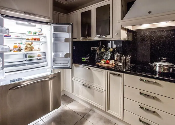 Willa Alyko Aliko Beach