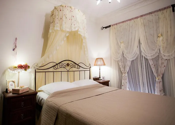 Willa Alyko Aliko Beach